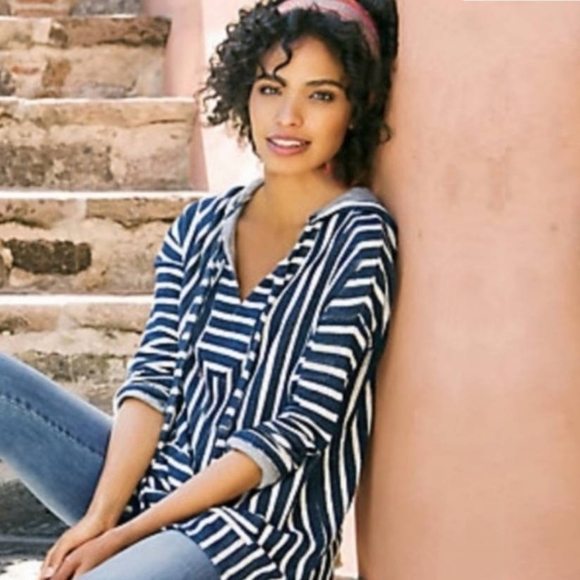 SOFT Surroundings Offshore Pullover Navy Stripe - Picture 2 of 8